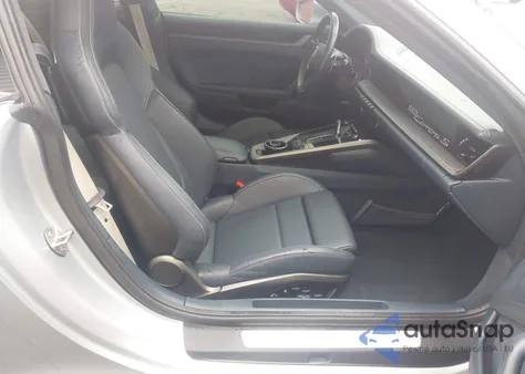 2022 Porsche 911 Carrera 4 Gts/Carrera 4S/Carrera Gts/Carrera S from USA, damaged, VIN WP0AB2A90NS221164